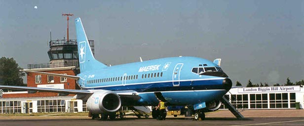 b737.jpg (31935 bytes)