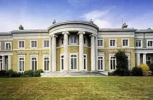 pitshouse2.jpg (11223 bytes)