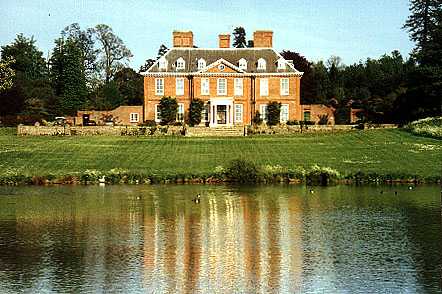 squerryes.jpg (27344 bytes)