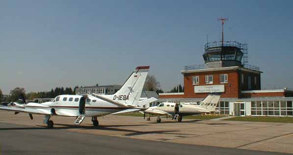 tower.jpg (18869 bytes)